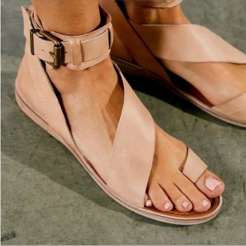 Free People sandals